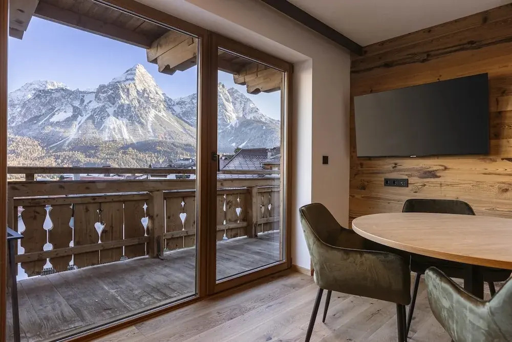 Lavish Apartment With Sauna