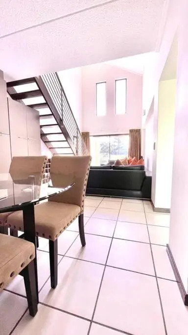 One-Bedroom @24Malibu Loft