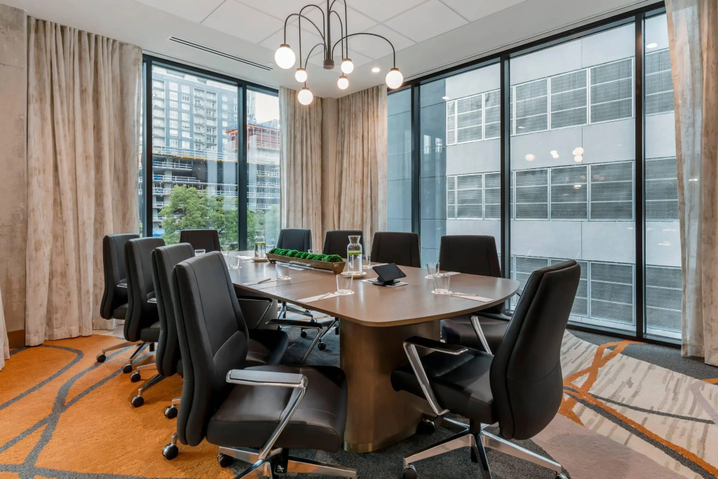 Cambria Hotel Austin Downtown