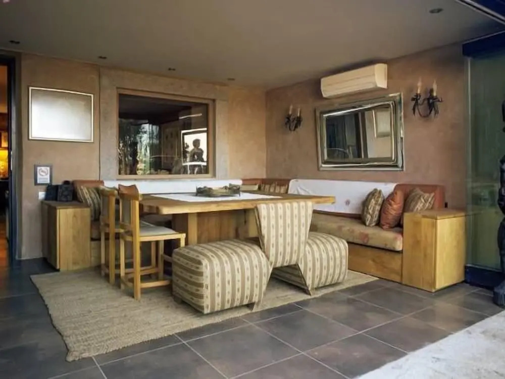 Assosyal Hotel