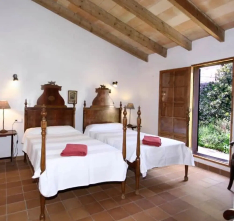 106644 - Villa in Sa Pobla