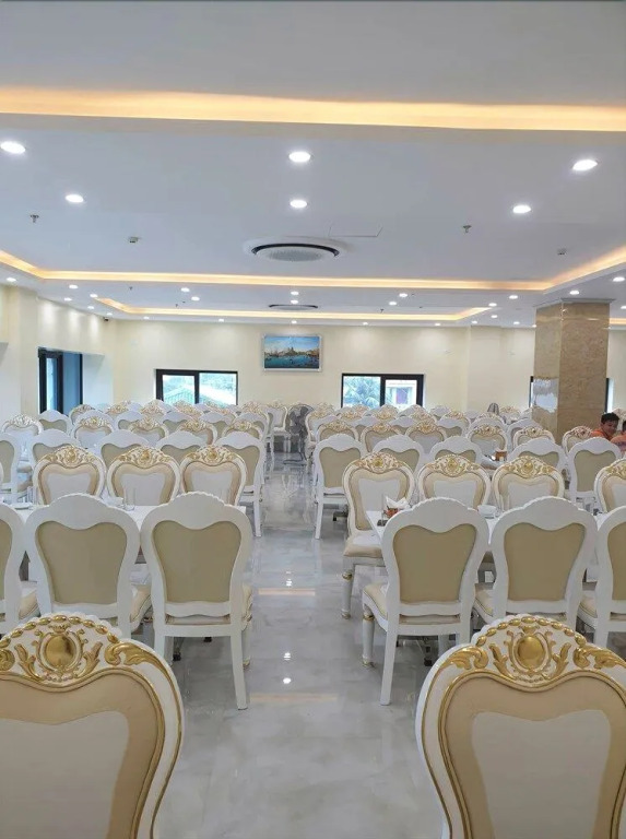 Phoenix Hotel 2