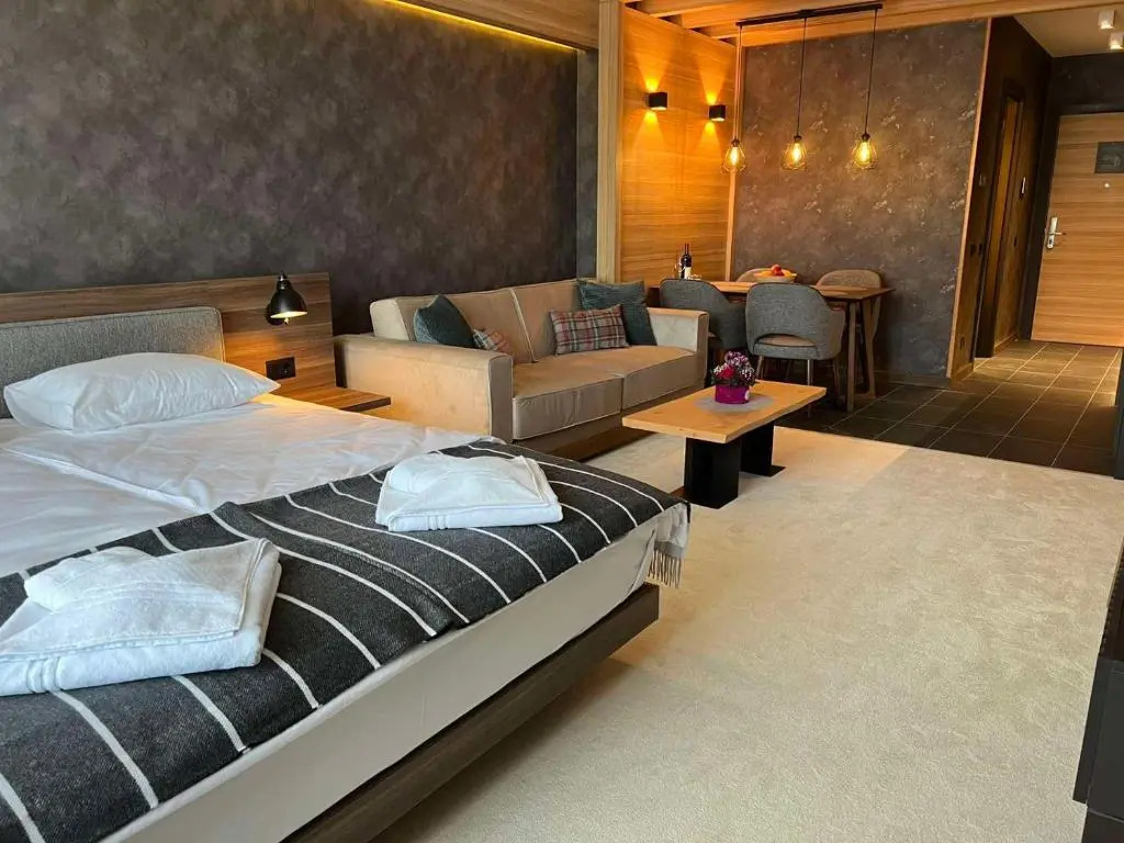 Woodside Kopaonik 416