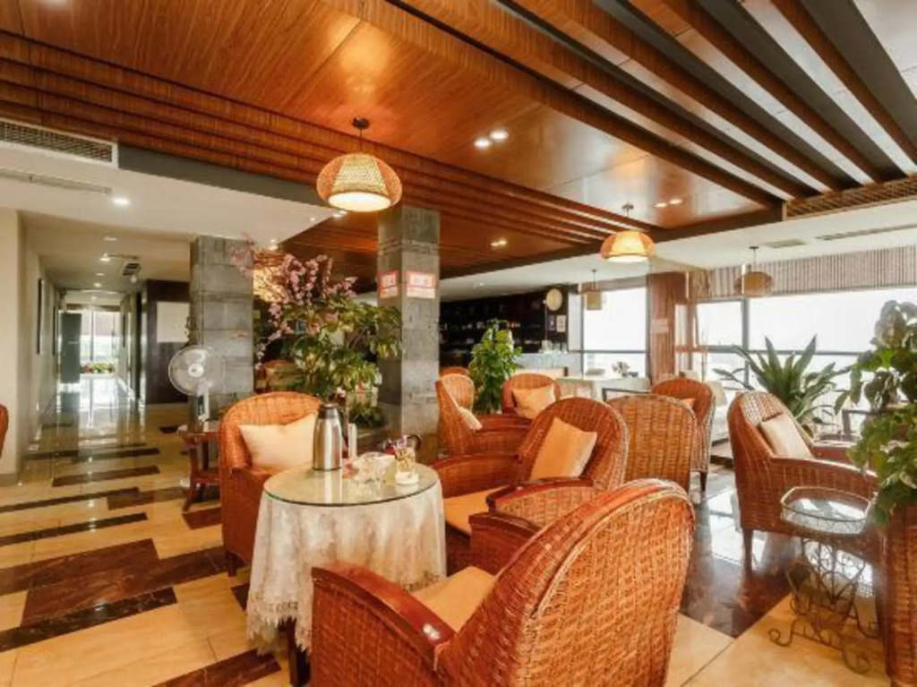 jincheng Hotel