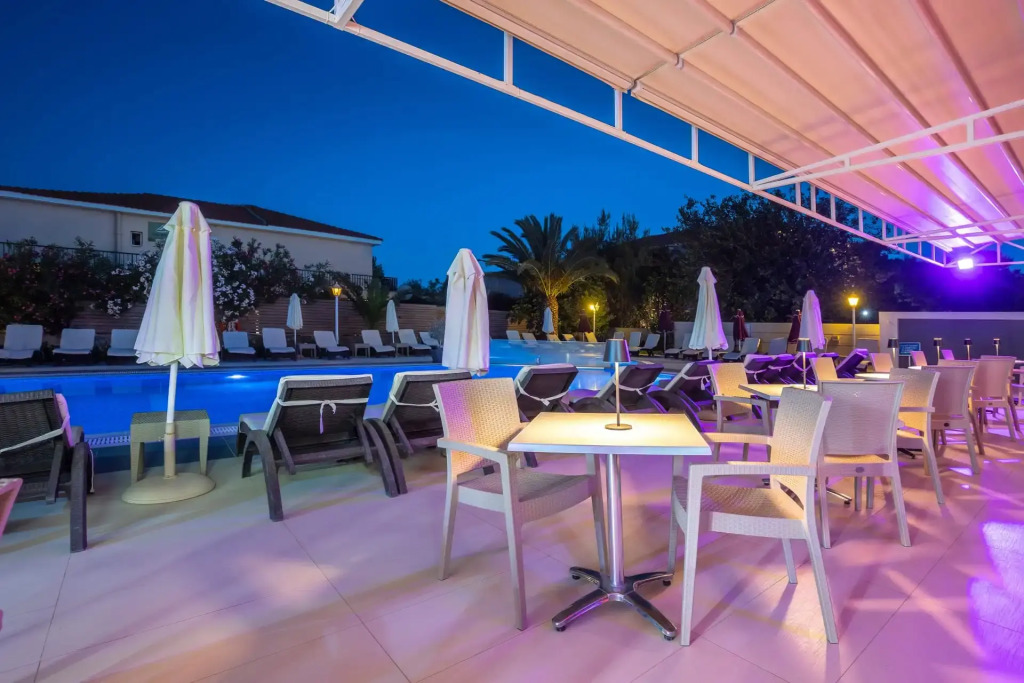 Esperia Hotel