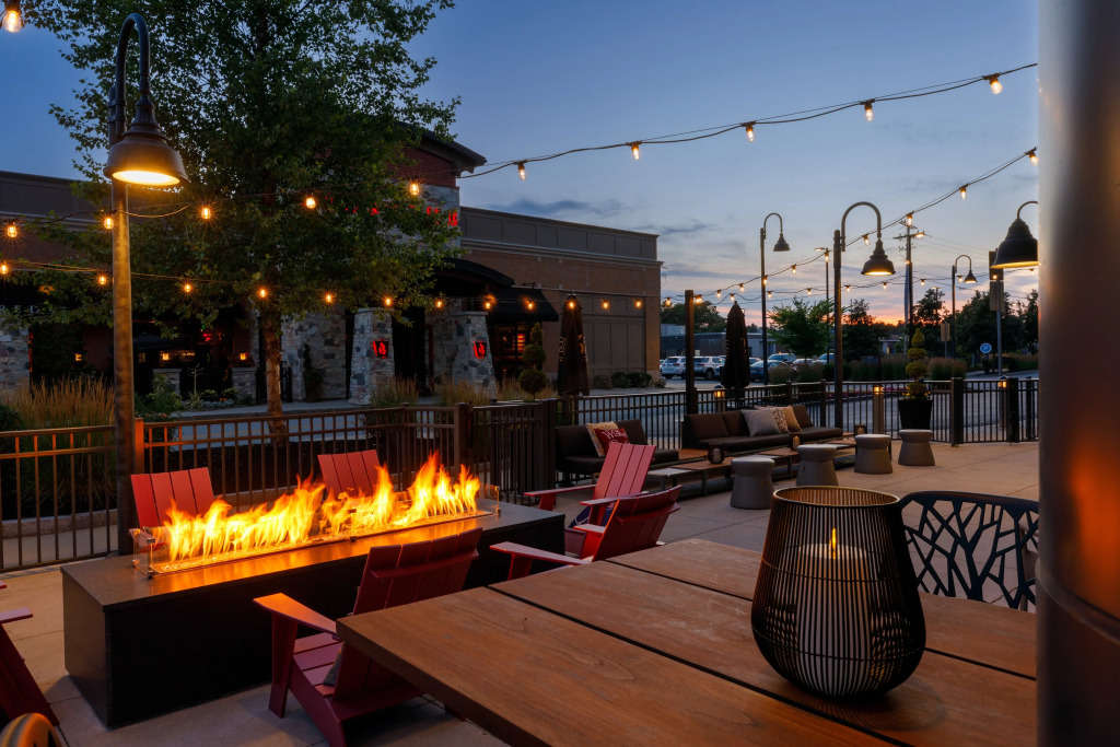 Archer Hotel Boston/Burlington