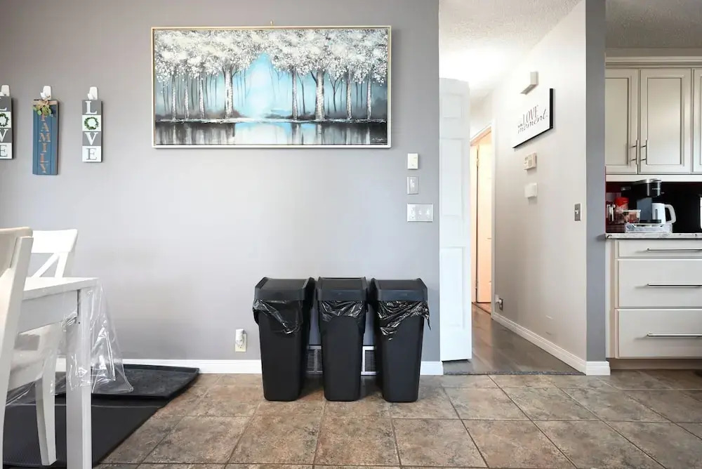 33 Executive Home A C Airport