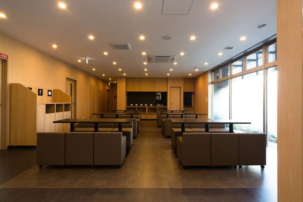 Kawarayamachi Crystal Hotel