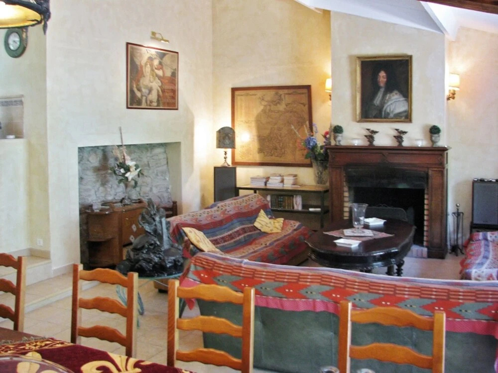 Mansion With 4 Bedrooms in Cazouls les Beziers, With Pool Access, Furn