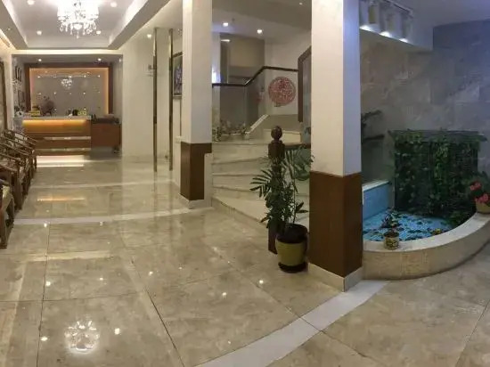 Jiaxiang Business Hotel
