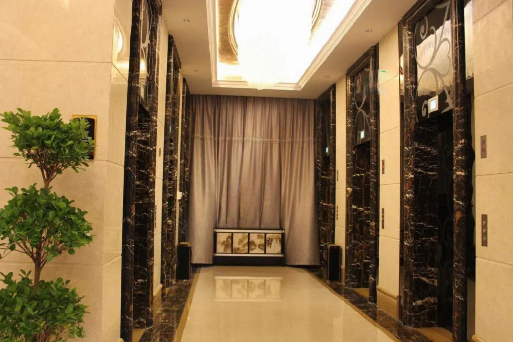 Guomao Hotel