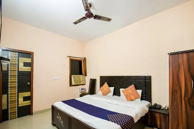SPOT ON 41417 Hotel Unahb