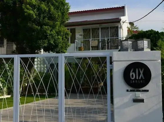 6ix Senses Boutique Villa