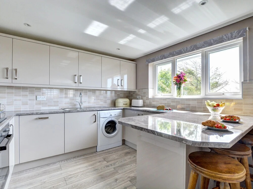 Spacious Holiday Home in Cornwall With Garden