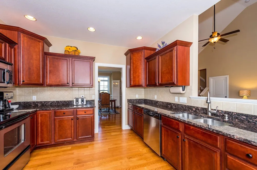 40 Charles Marlowe Drive Home 4 Bedrooms 3 Bathrooms Home