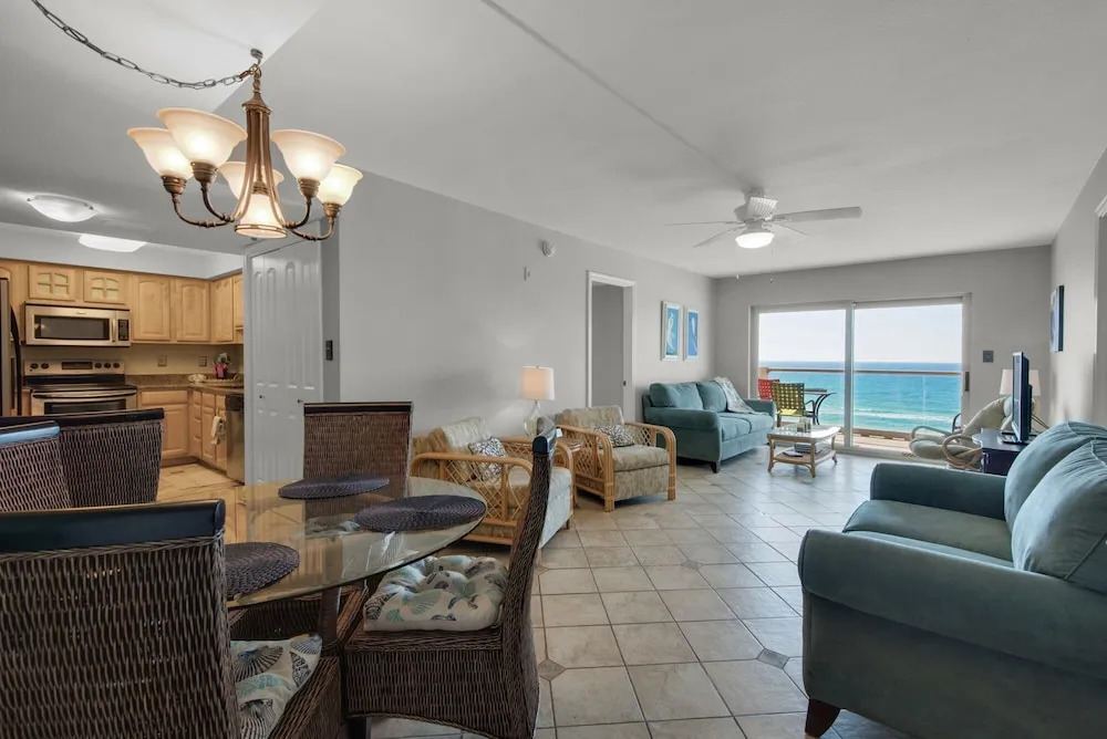 Regency Towers 702 West - Two Bedroom Condo