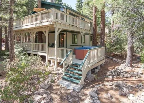 Forest Retreat Rental Cabin