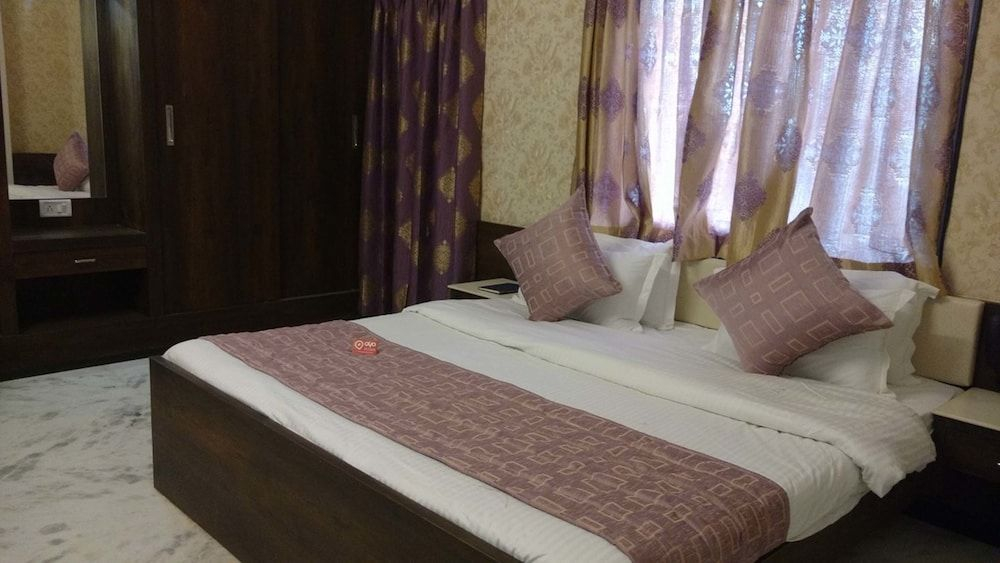 OYO 3540 Hotel Forever Rooms