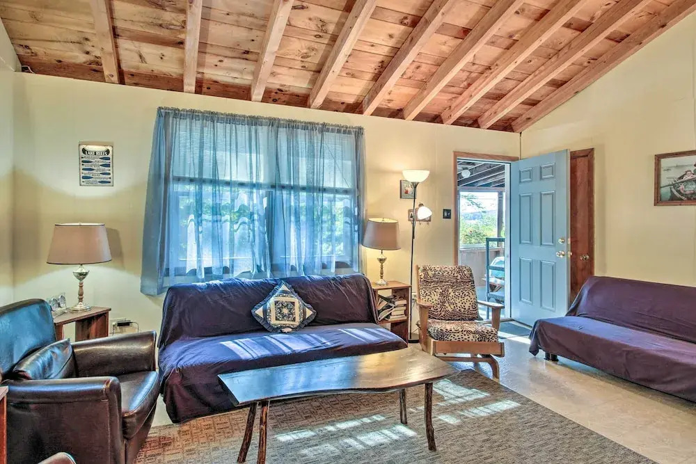 'the Den' Raymond Home w/ 200 Feet of Sandy Beach!