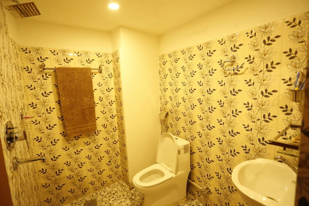 Airport Hotel Kathmandu - Near Pashupatinath Temple