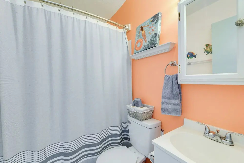 Beachfront Emerald Isle Vacation Rental with Deck!