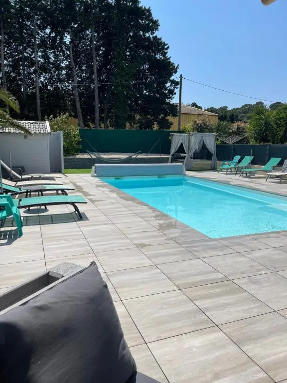 Maison 8-10 pers avec piscine aux portes de St Aygulf