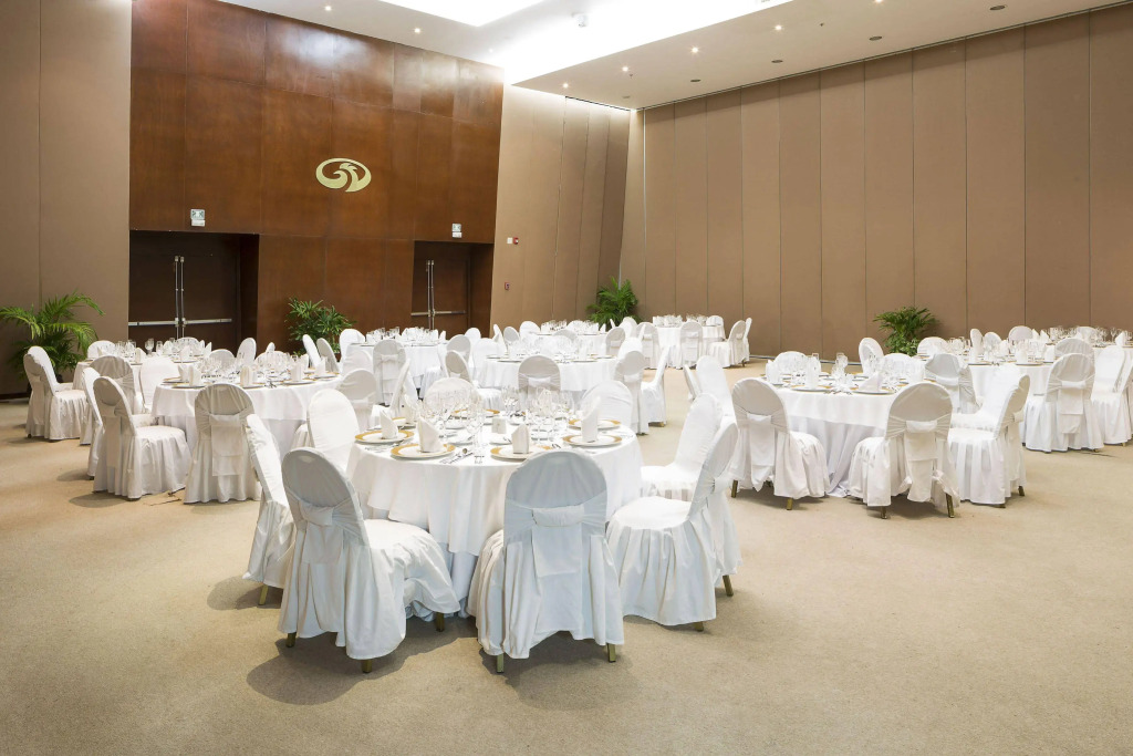 TRS Yucatan Hotel