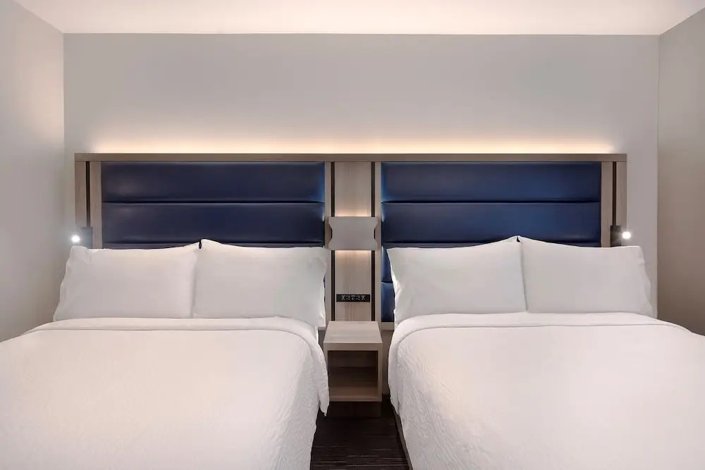 Holiday Inn Express NYC Chelsea - NoMad Area by IHG