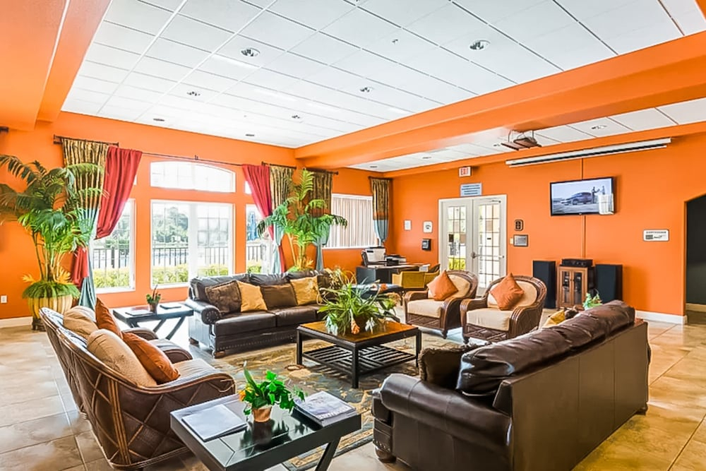 Family Home W/shared Pool,wifi,ac,lake Views - Close to Walt Disney World Resort