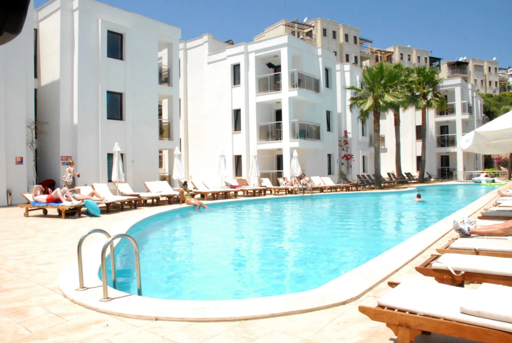 Queen Resort