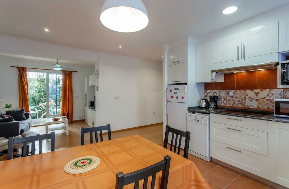 Apartment in the old town with terrace