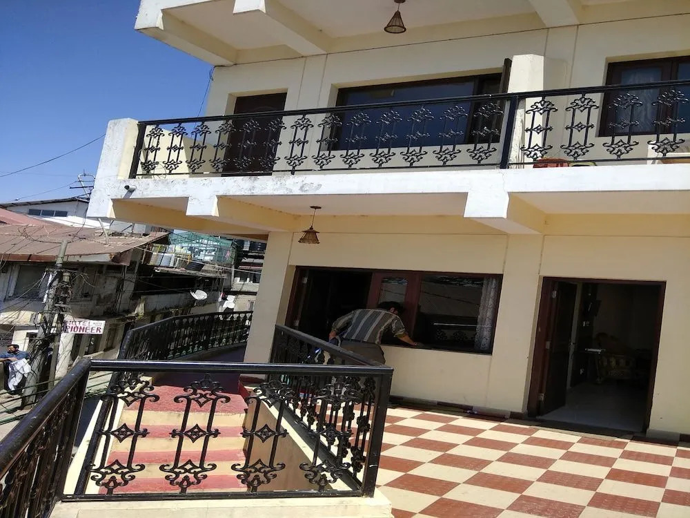 OYO 13155 Home Luxury Studio Happy Valley