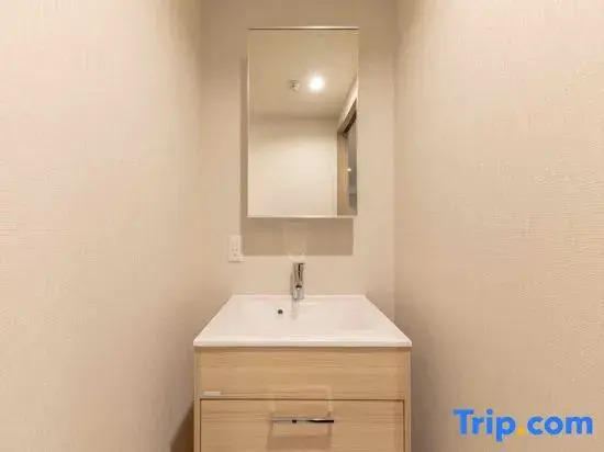 Tasone Urban Stay Osaka Namba Nippombashi South MOO2F