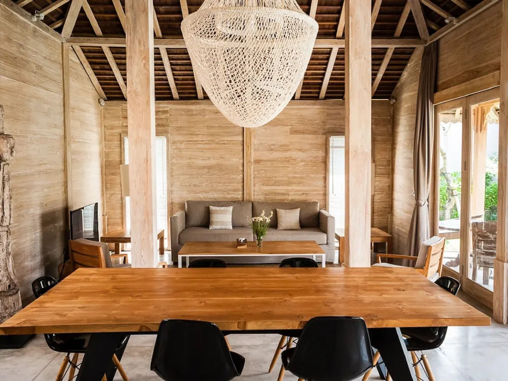 Peaceful Affordable 3 Bedrooms Private Pool Villa Near Seminyak
