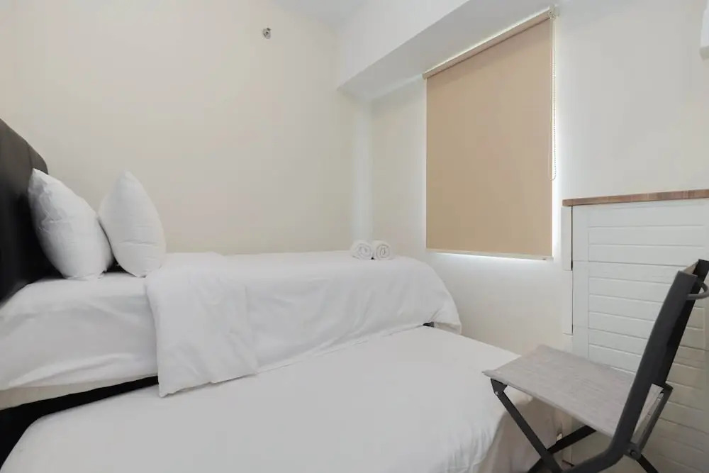 Newly Furnished 2BR Apartment at Springlake Summarecon