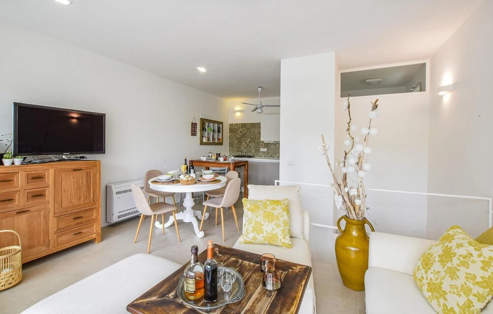 Beautiful Home in Torre Grande With 3 Bedrooms and Wifi