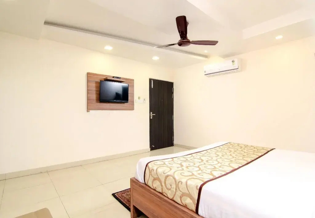 Hotel Pushpanjali By OYO Rooms