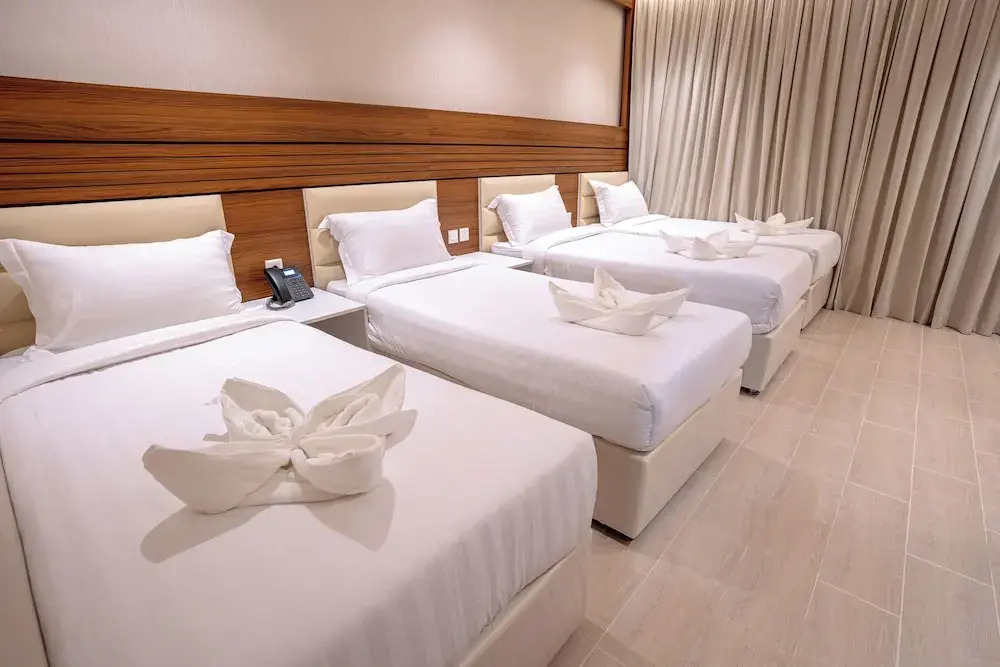 فندق كنان العزيزية Kinan Al Aziziyah Hotel