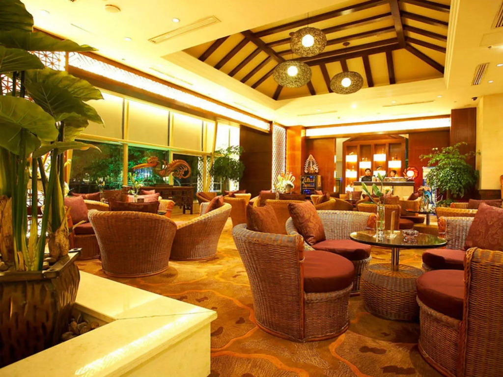 Yiwu Bali Plaza Hotel