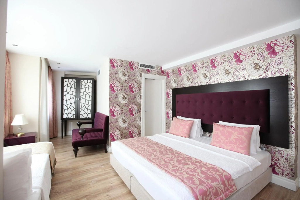 Katelya Hotel