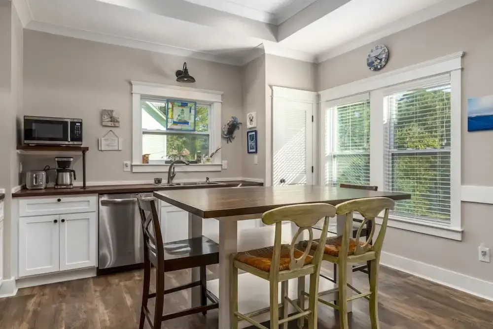 Bienville Bungalow - 304 Bienville Blvd 2 Bedroom Home