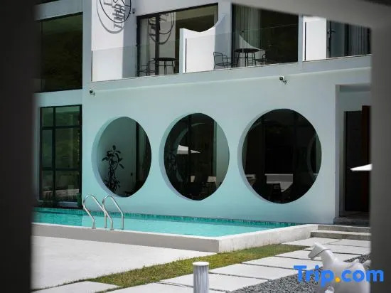 Jishe Light Luxury Family Holiday Homestay
