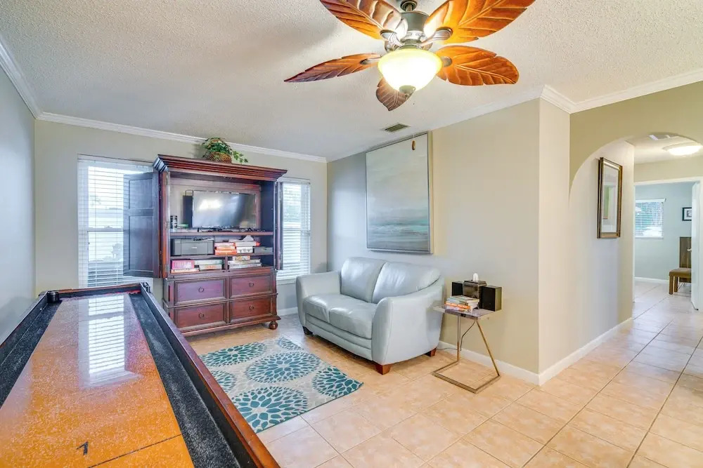 Dock & Dolphin Sightings! Cape Coral Family Escape