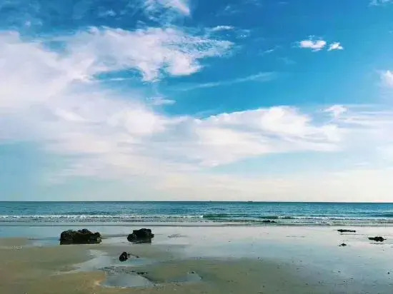 Weizhou Island Waibang Seaview Homestay (Colorful Beach Firefly Sports Base)