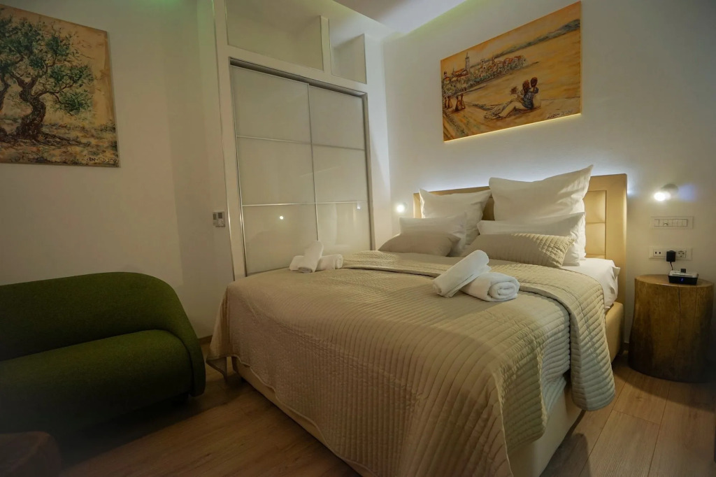 Destino City Apartments by Belmont Realty