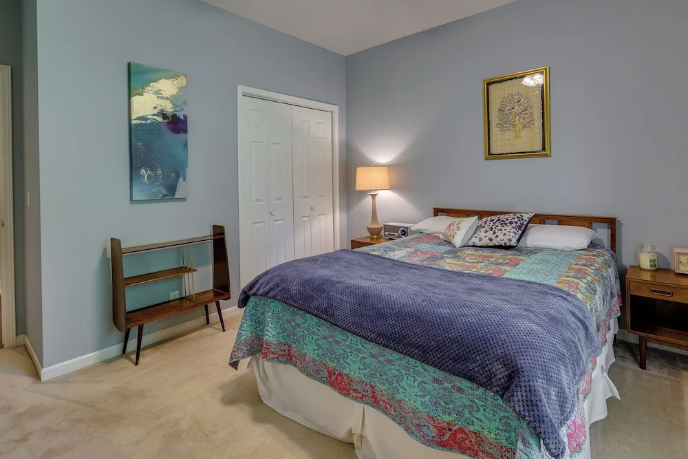 North Bentonville Vacation Rental Near Bike Trails