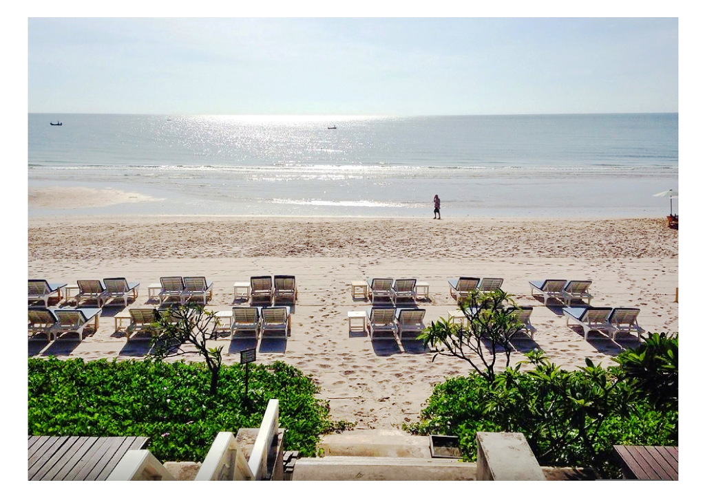Baan Bayan Beachfront Hotel