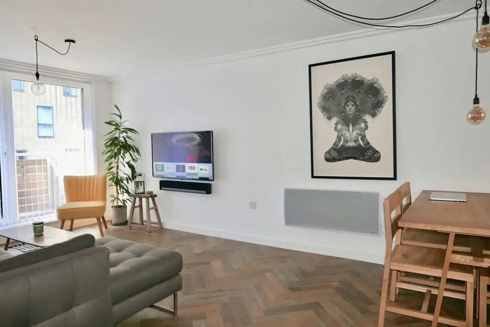 Central 2 Bedroom Modern Apartment