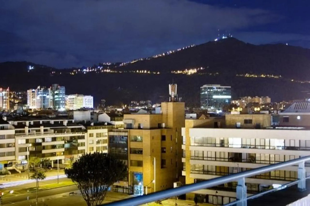 122 Plaza Apartahotel