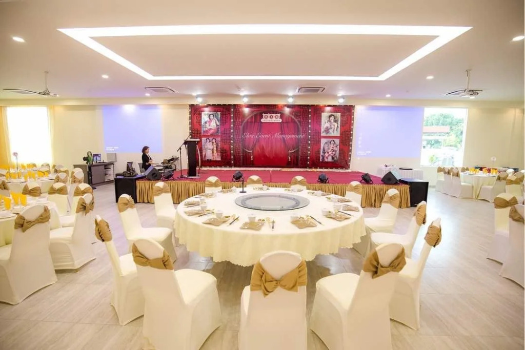 Angsoka Hotel
